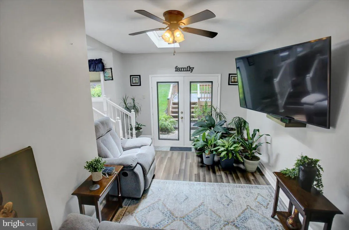 Chambersburg, Pennsylvania 17202, United States, 4 Bedrooms Bedrooms, ,4 BathroomsBathrooms,Residential,Active,166701