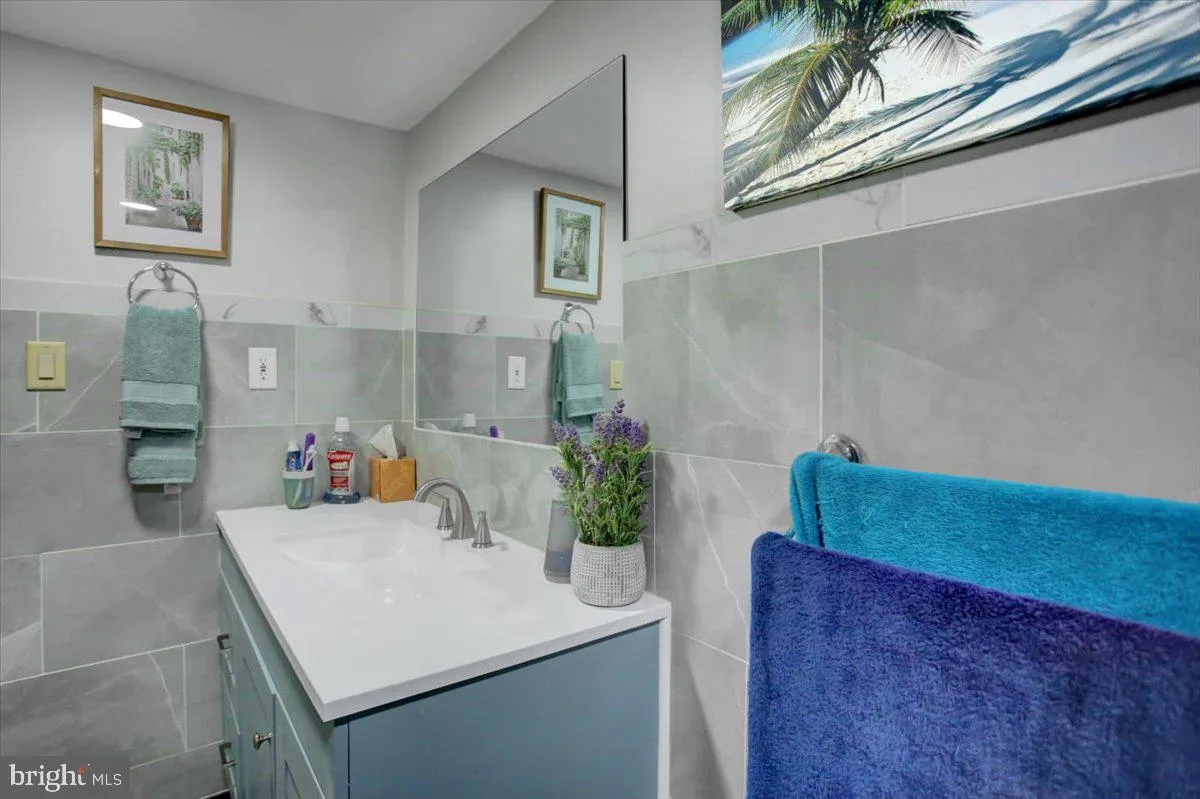 Chambersburg, Pennsylvania 17202, United States, 4 Bedrooms Bedrooms, ,4 BathroomsBathrooms,Residential,Active,166701