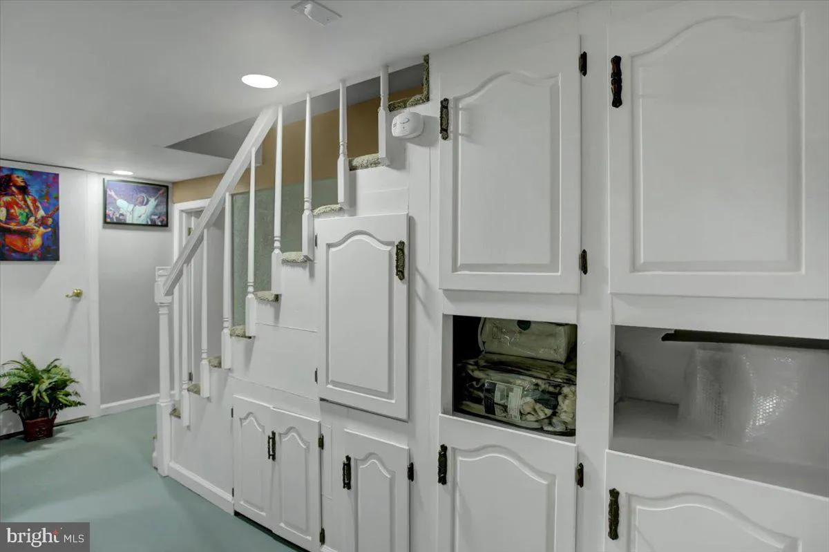 Chambersburg, Pennsylvania 17202, United States, 4 Bedrooms Bedrooms, ,4 BathroomsBathrooms,Residential,Active,166701