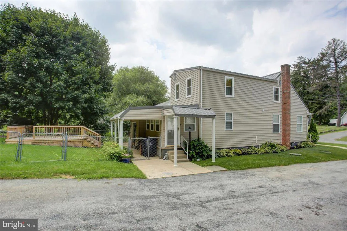 Chambersburg, Pennsylvania 17202, United States, 4 Bedrooms Bedrooms, ,4 BathroomsBathrooms,Residential,Active,166701