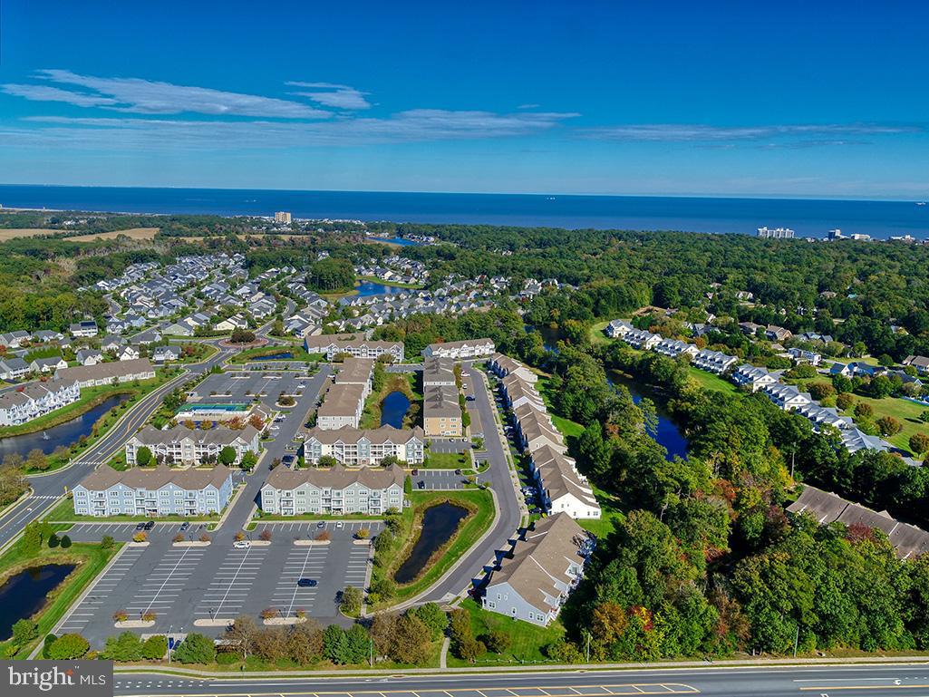 GRANDE AT CANAL POINTE - Residential