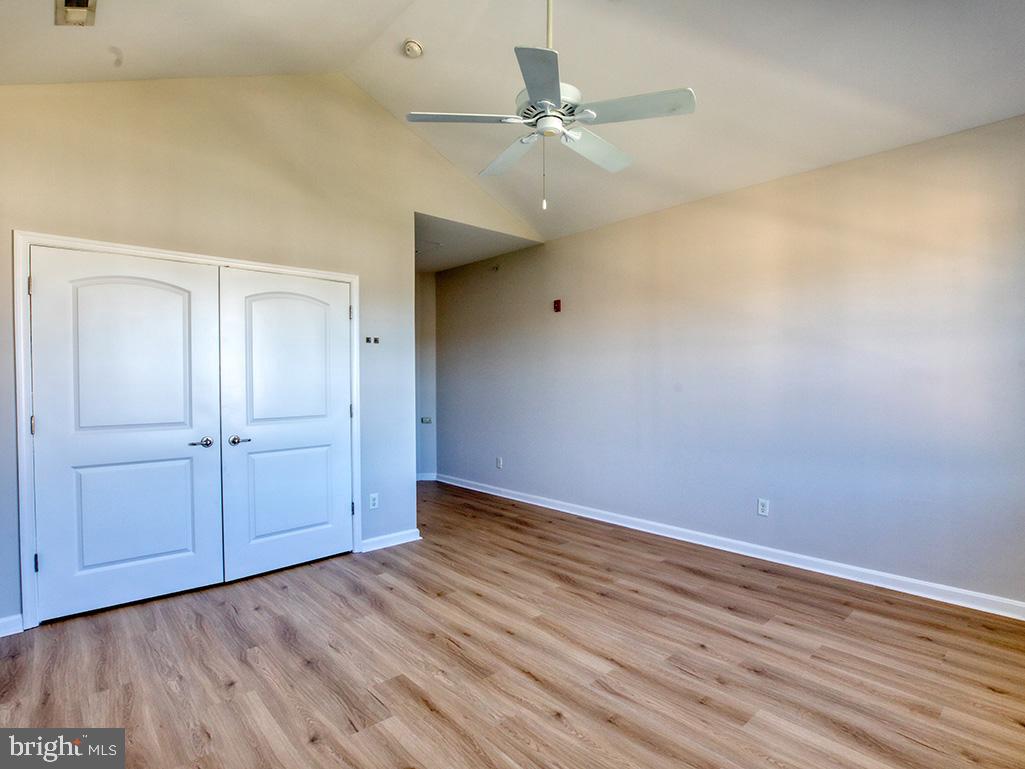 GRANDE AT CANAL POINTE - Residential