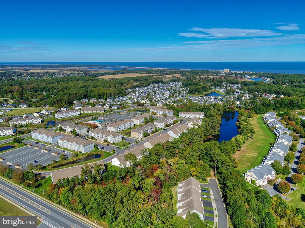 GRANDE AT CANAL POINTE - Residential