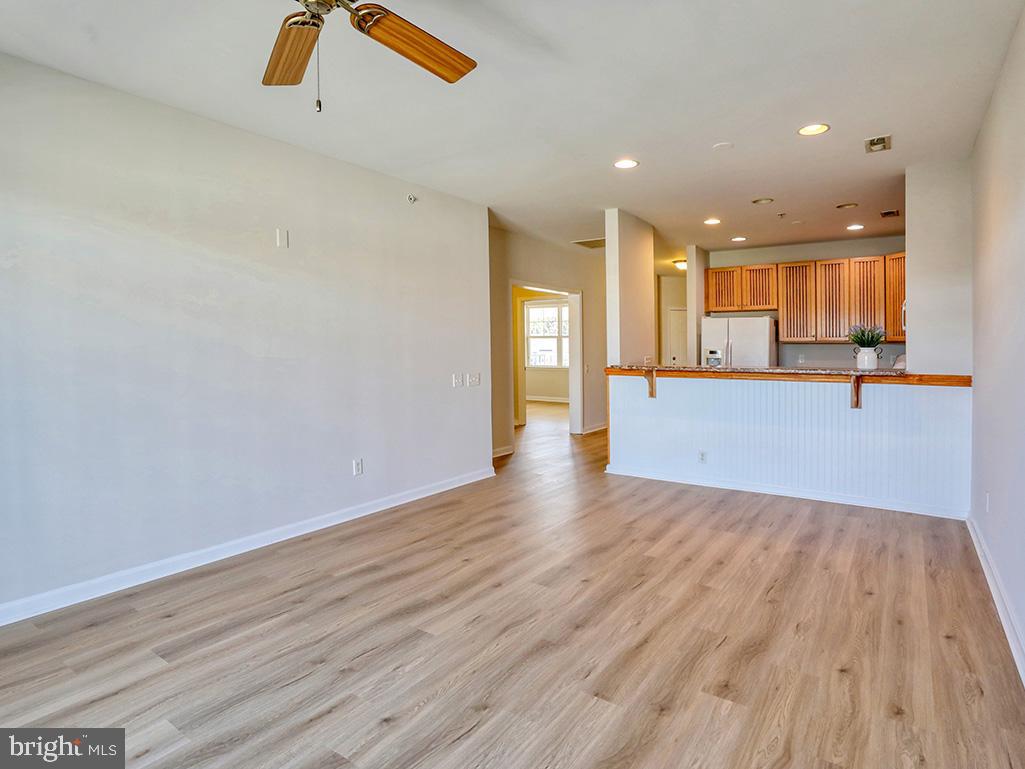 GRANDE AT CANAL POINTE - Residential