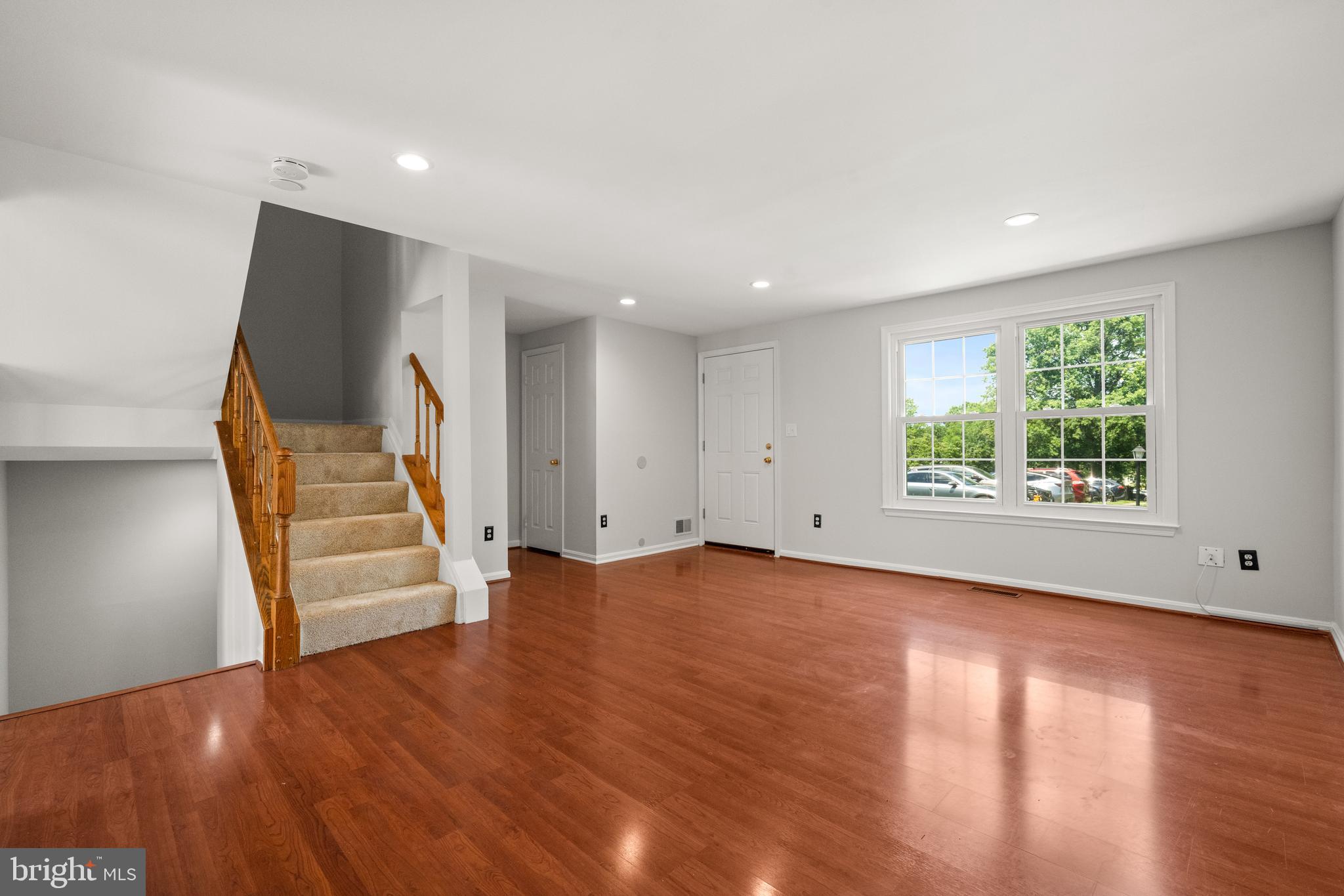6558 LOCHLEIGH COURT