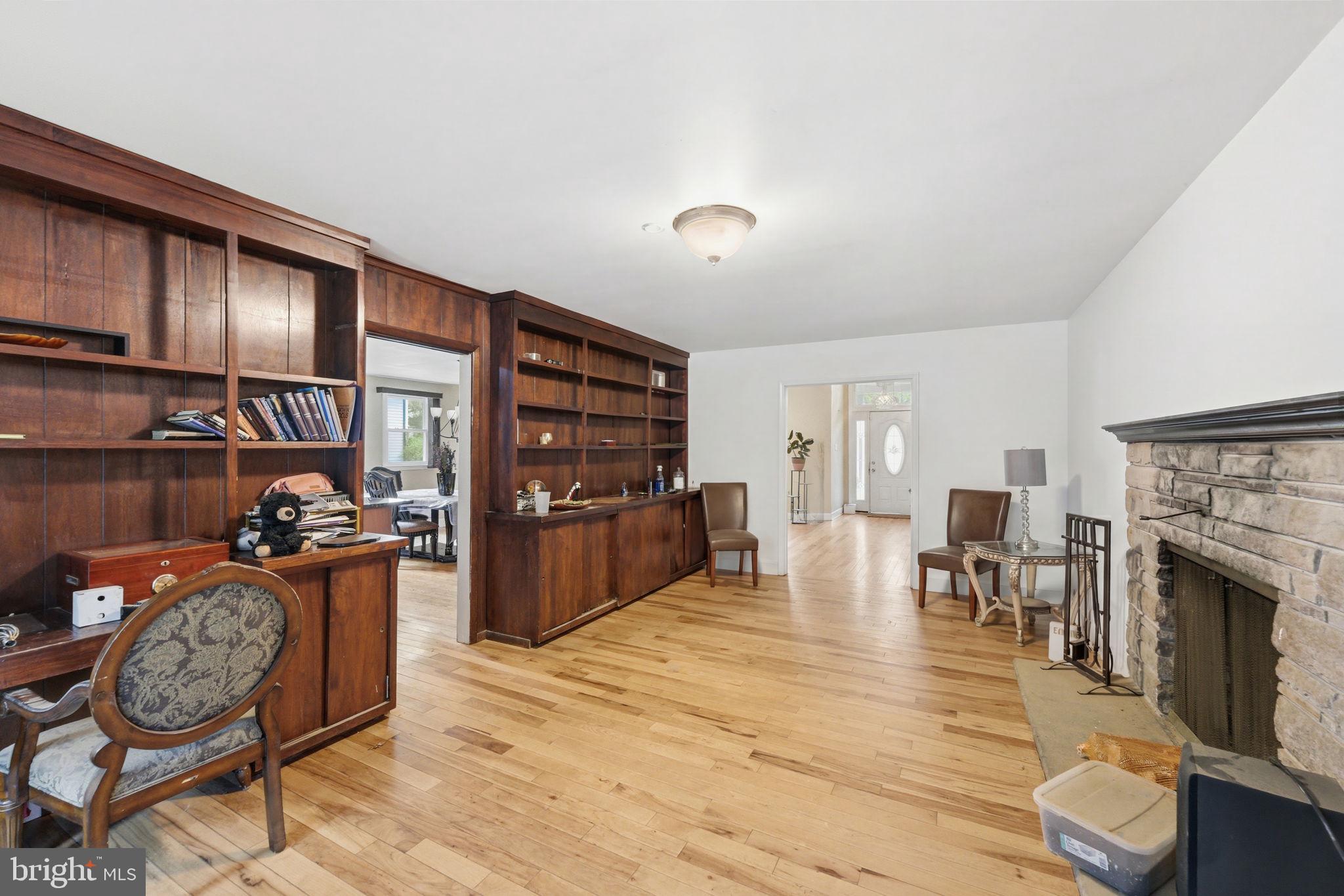 CHELTENHAM - Residential
