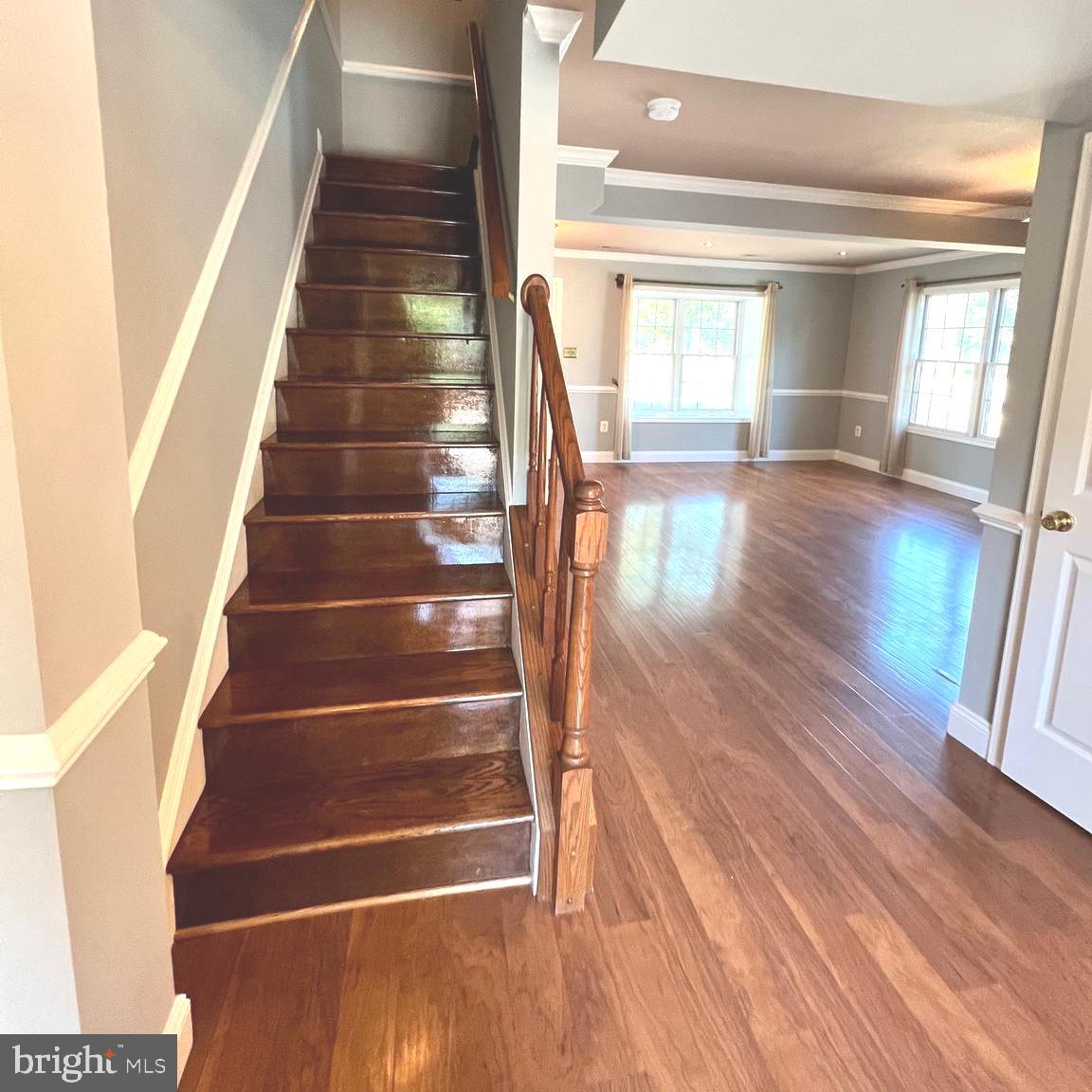 LONGSTREET COMMONS - Residential Lease