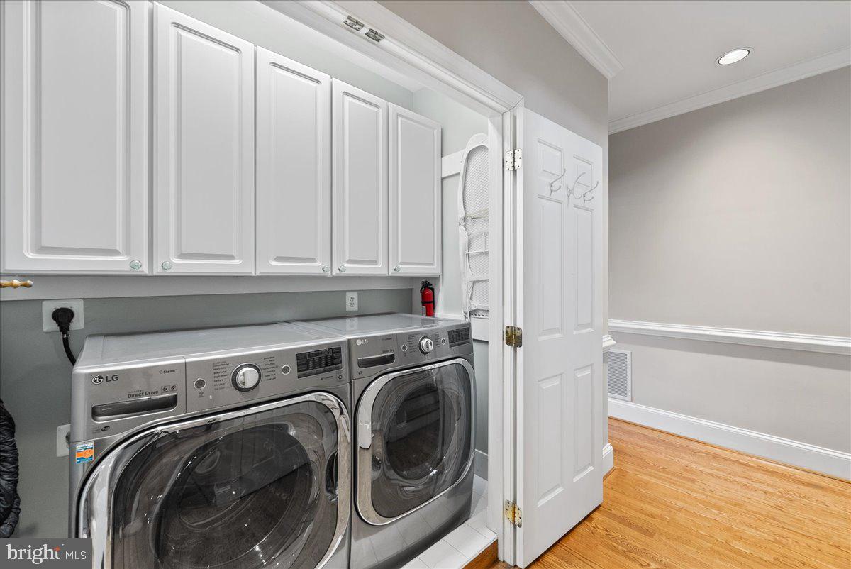 KINGS MANOR SCOTTS - Residential