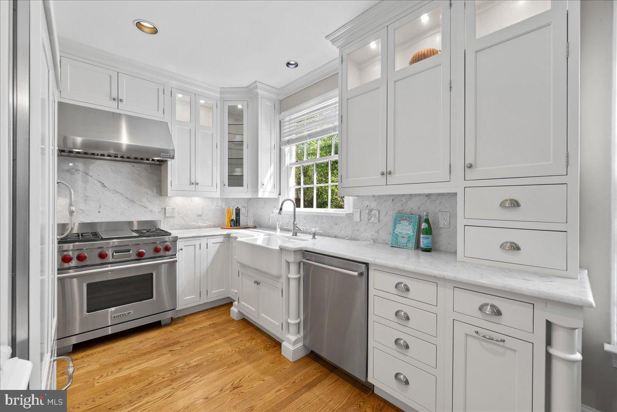 KINGS MANOR SCOTTS - Residential