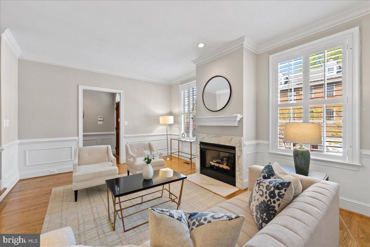 1113 KENSINGTON ROAD