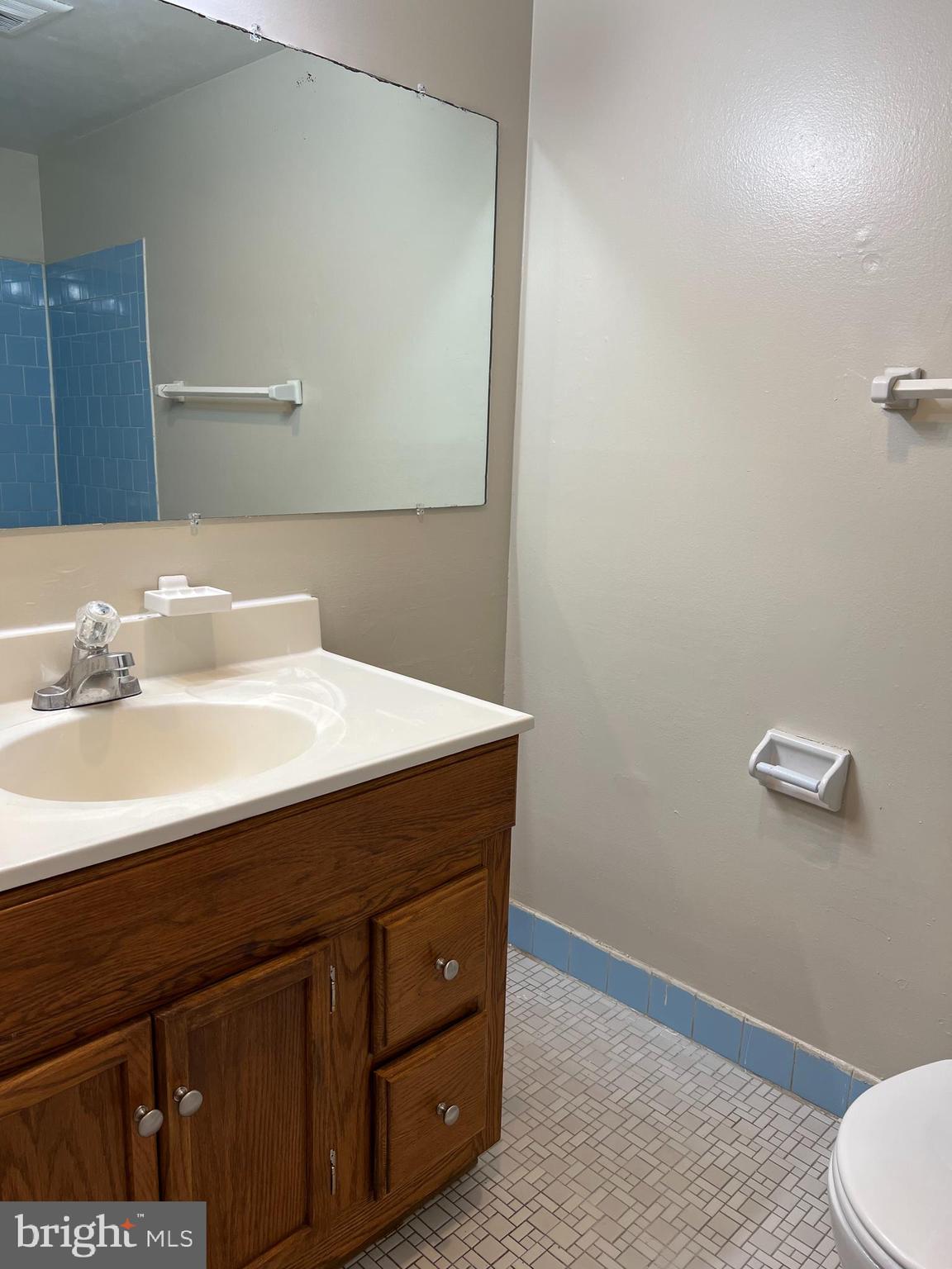 MAYFLOWER SQUARE - Residential Lease