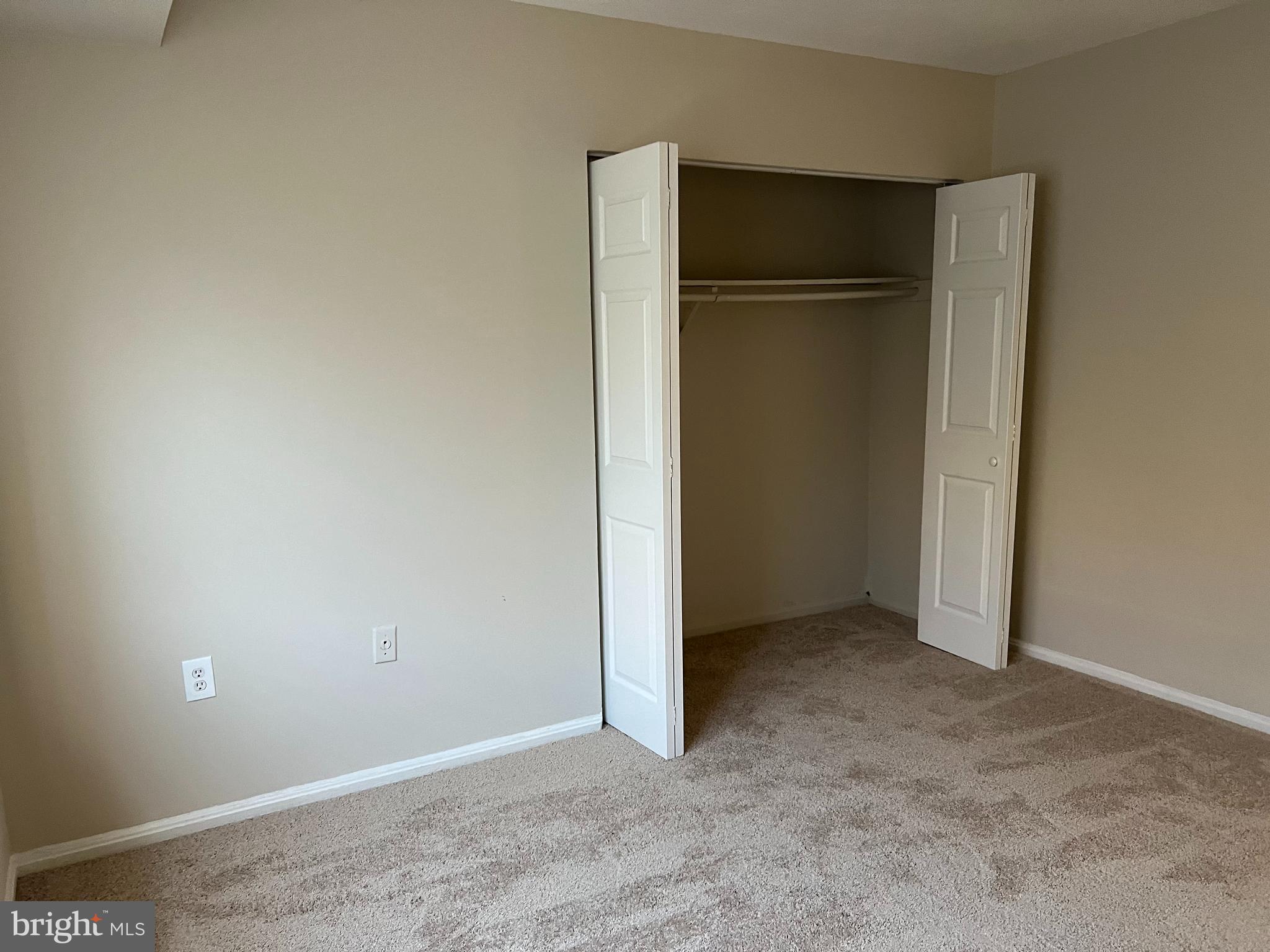 MAYFLOWER SQUARE - Residential Lease