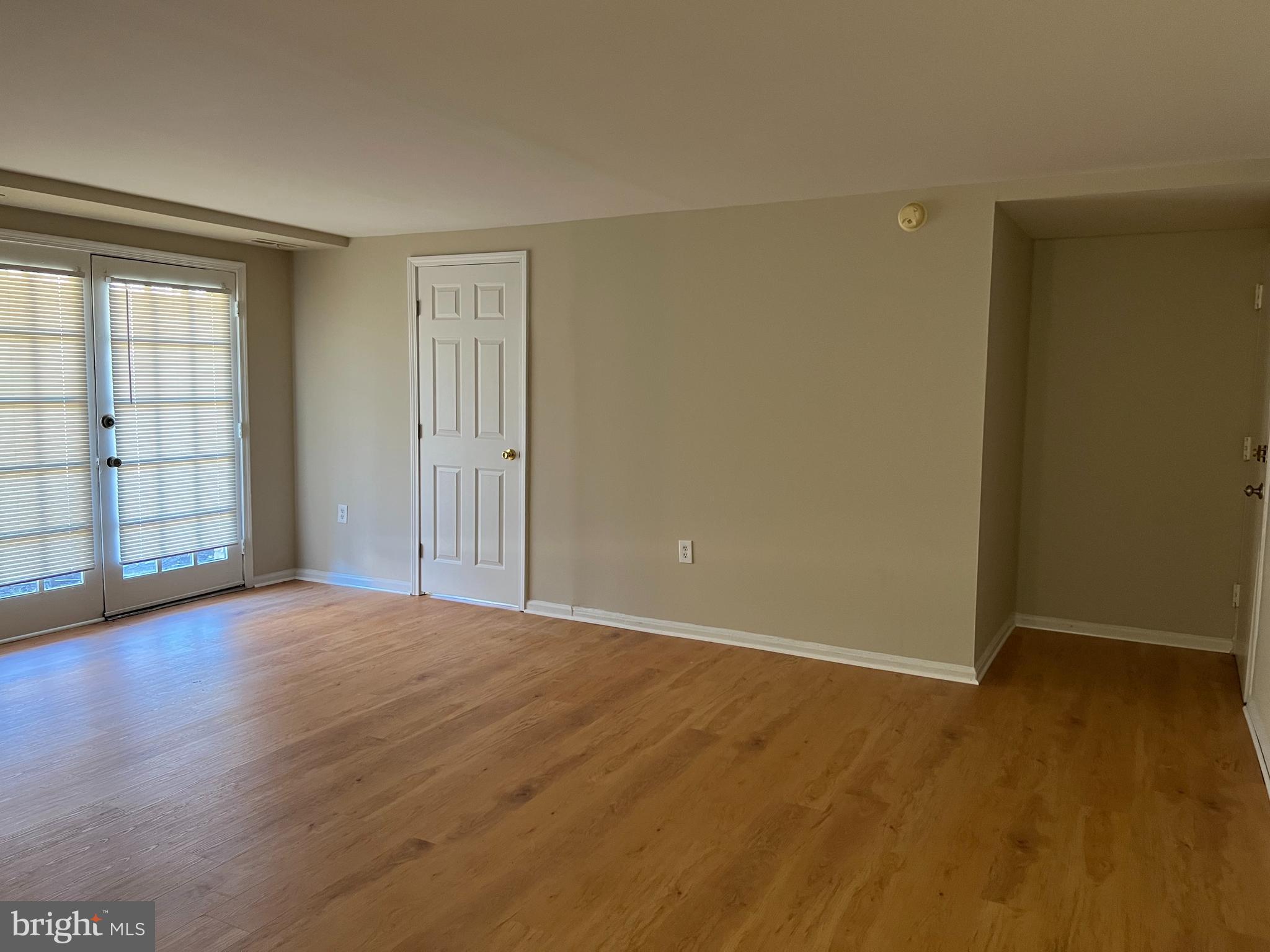 MAYFLOWER SQUARE - Residential Lease