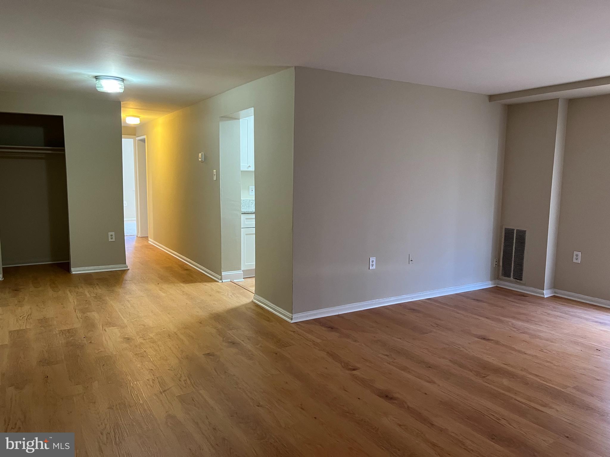 MAYFLOWER SQUARE - Residential Lease