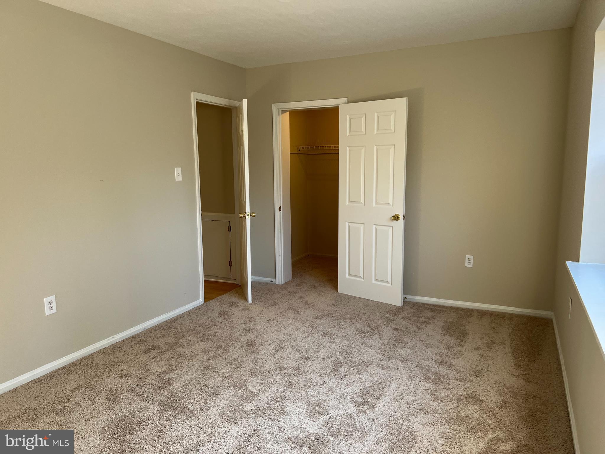 MAYFLOWER SQUARE - Residential Lease