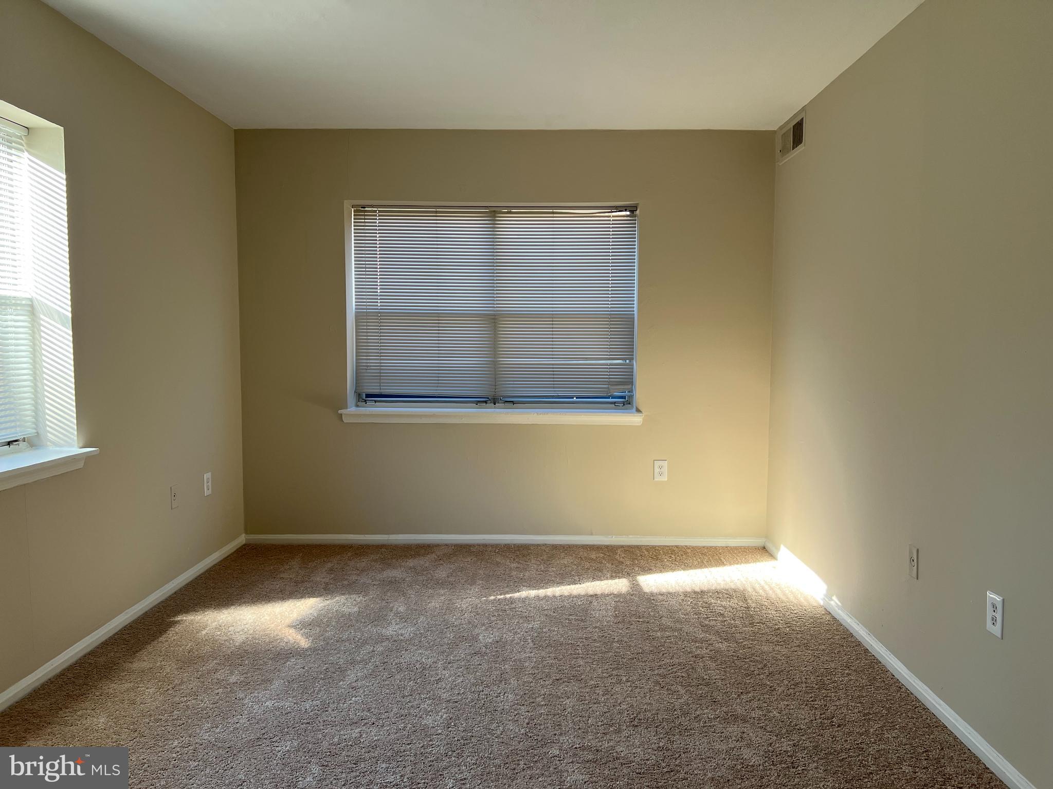 MAYFLOWER SQUARE - Residential Lease