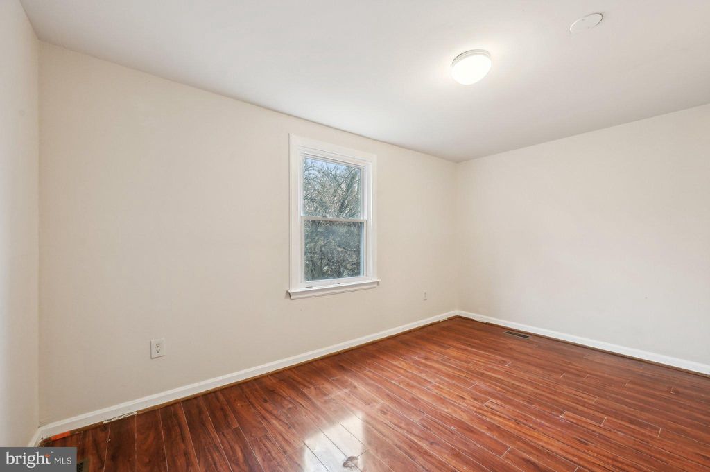 listing image 30