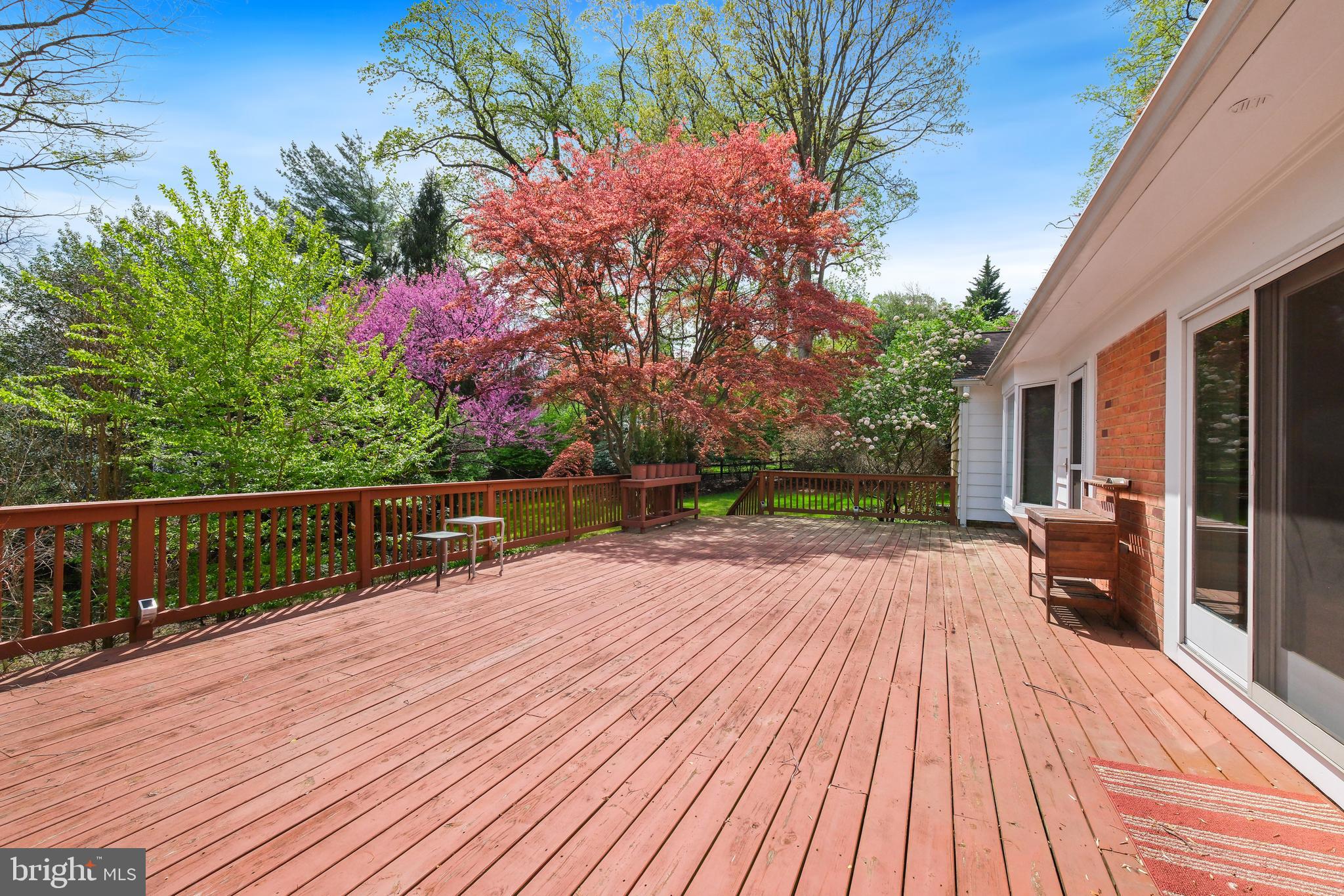 LUXMANOR - Residential