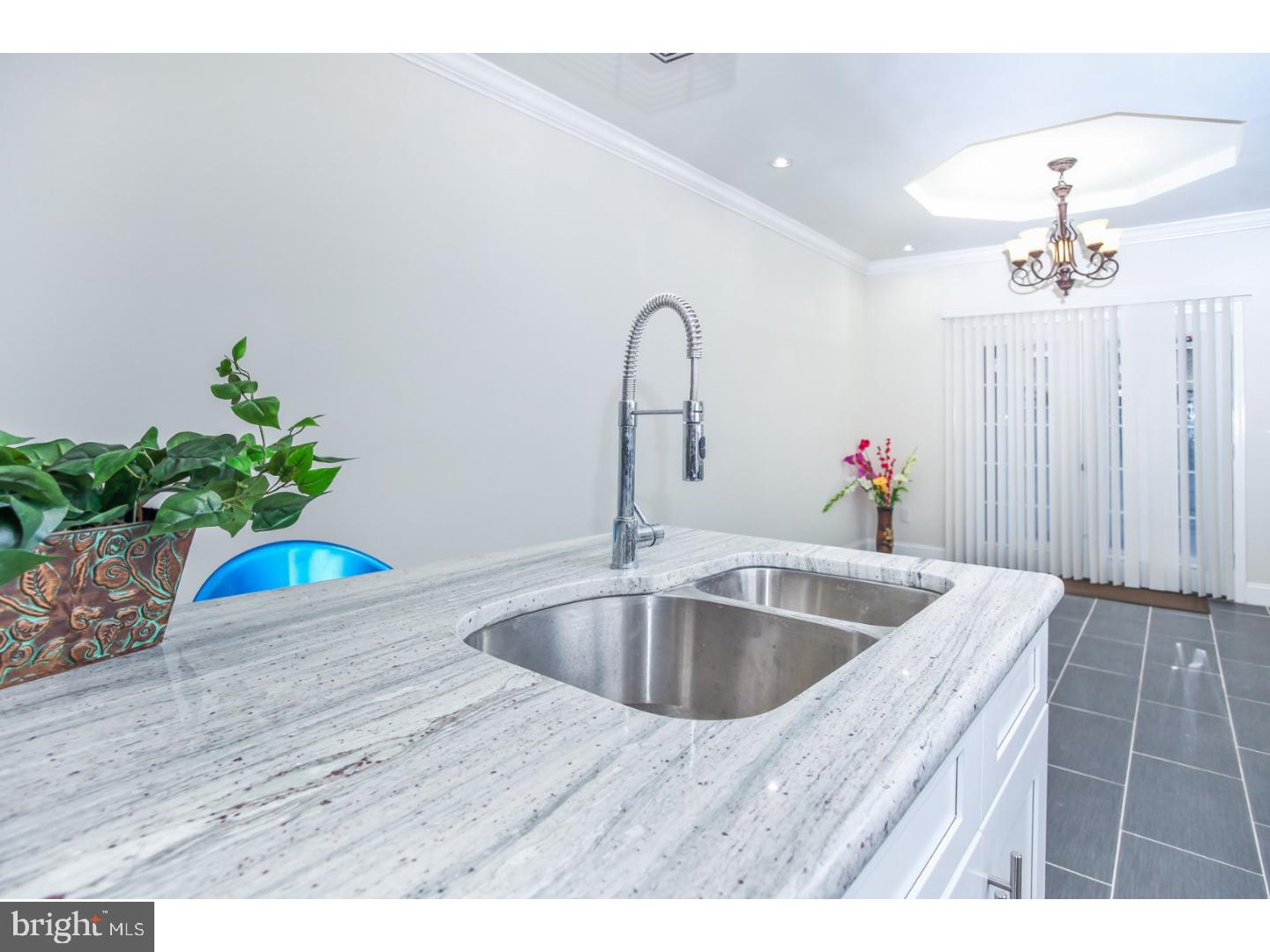 POINT BREEZE - Residential