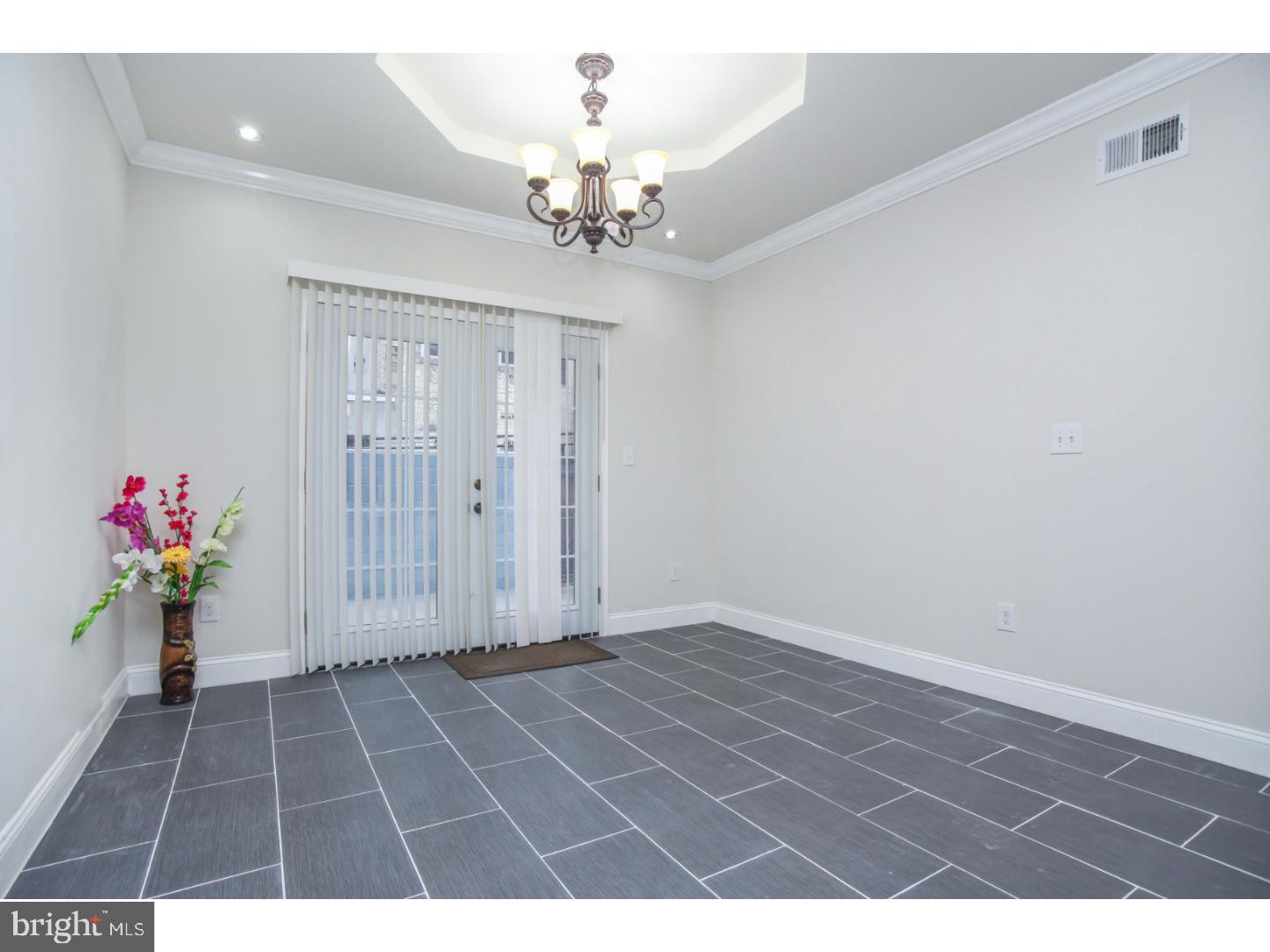 POINT BREEZE - Residential
