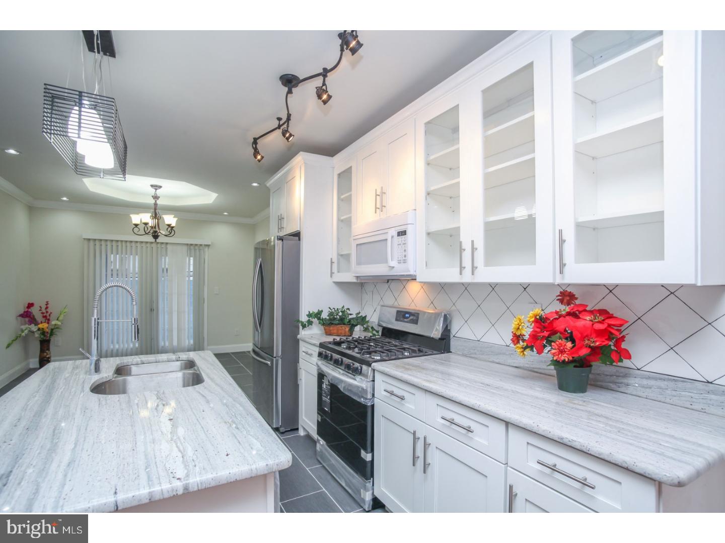 POINT BREEZE - Residential