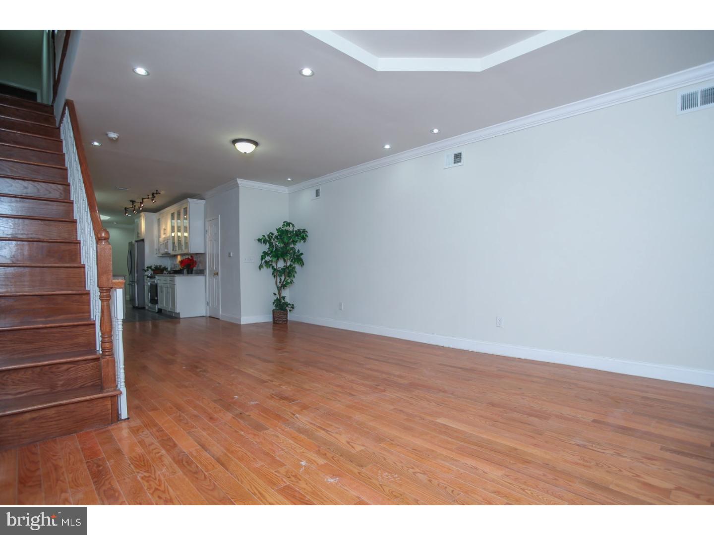 POINT BREEZE - Residential