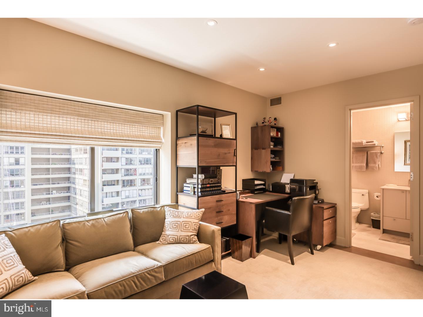 RITTENHOUSE SQUARE - Residential