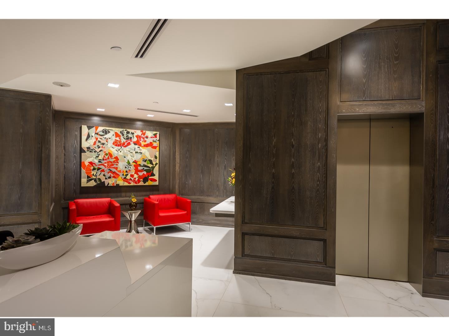 RITTENHOUSE SQUARE - Residential