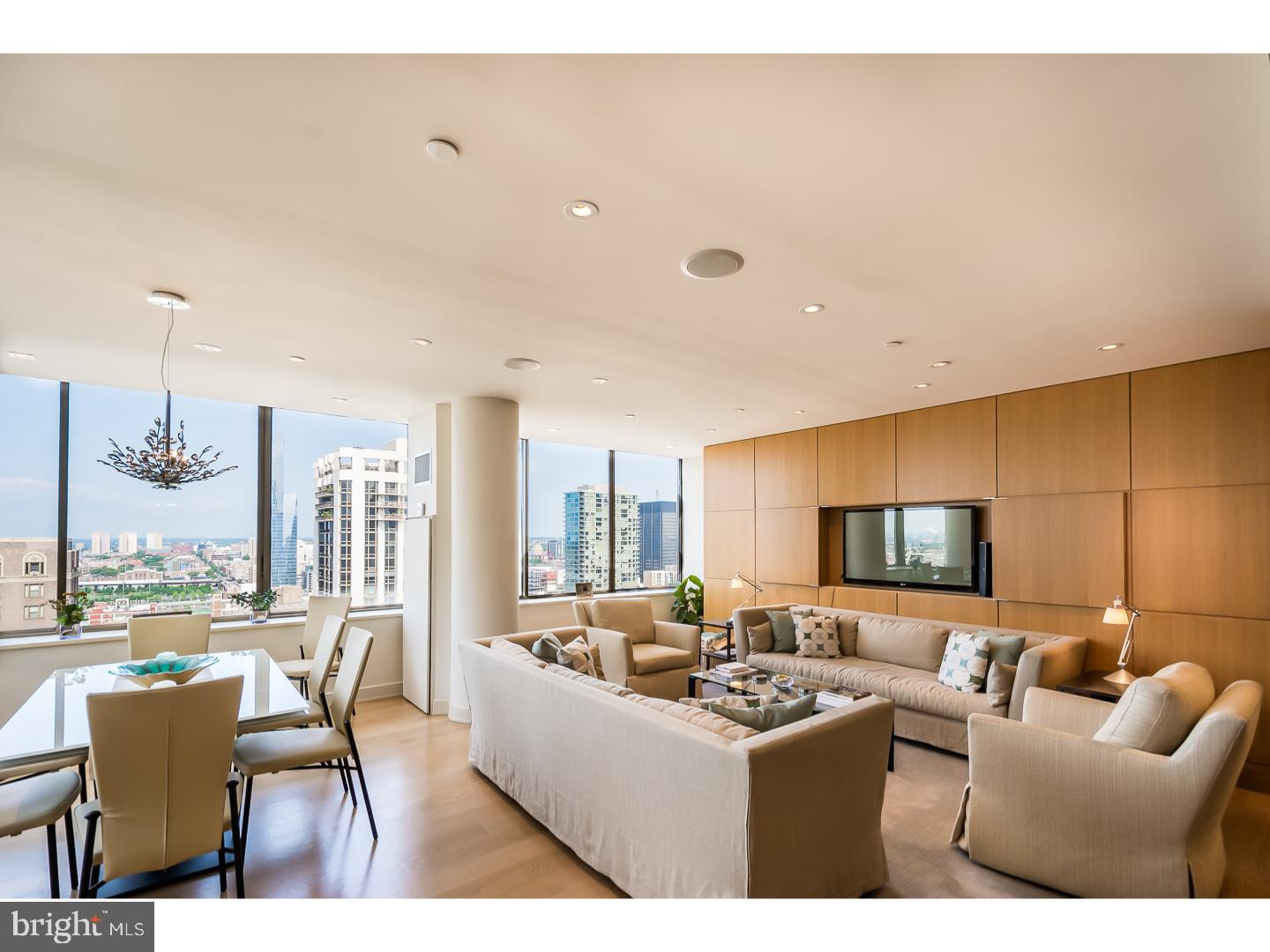 RITTENHOUSE SQUARE - Residential