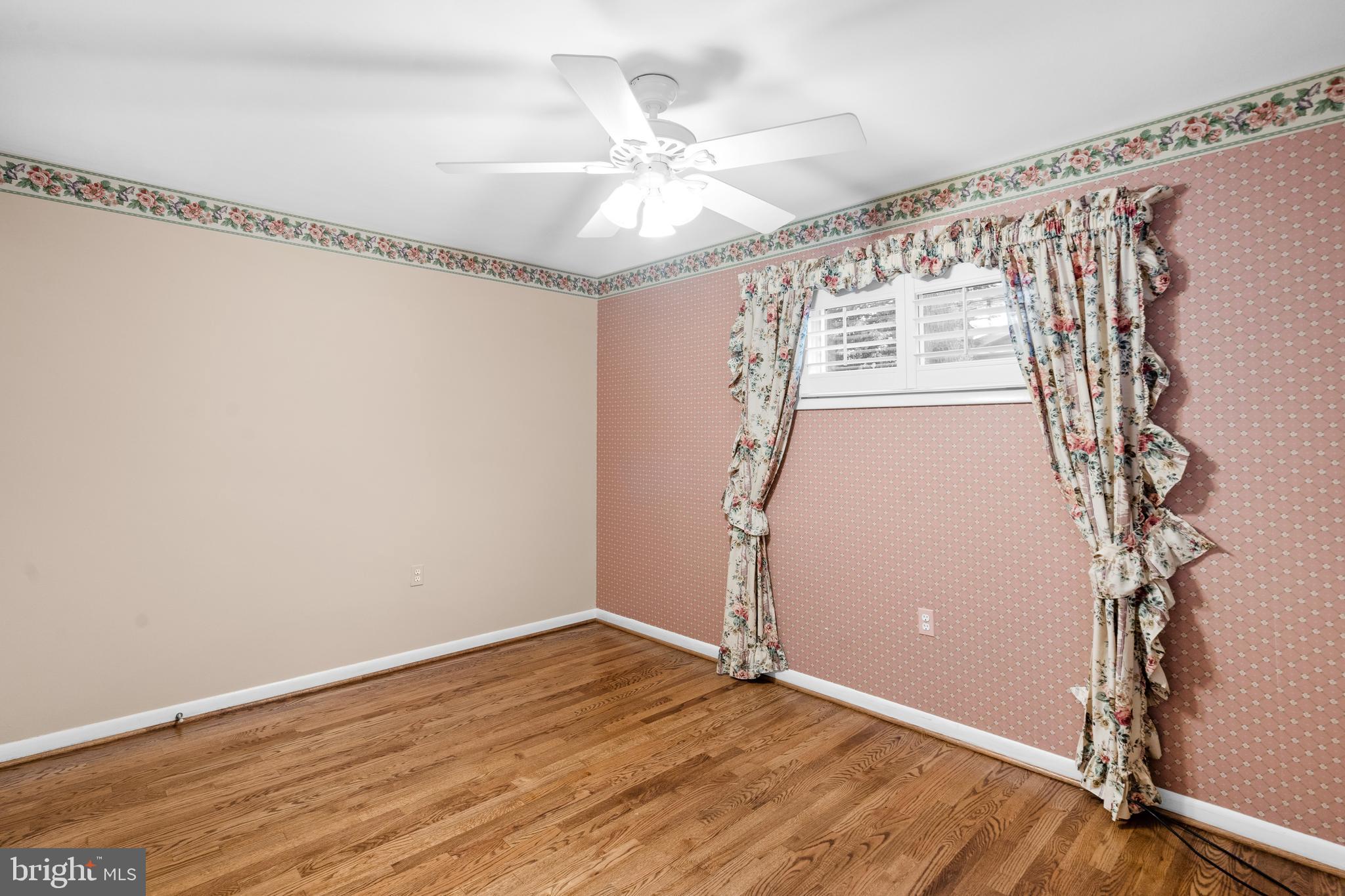 HILLSMERE ESTATES - Residential