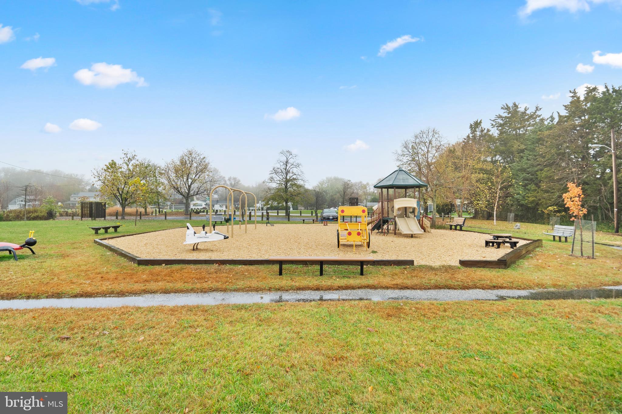 HILLSMERE ESTATES - Residential