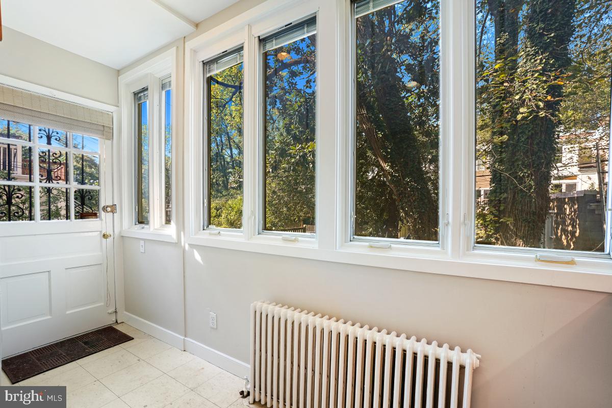 WOODLEY PARK - Residential Income