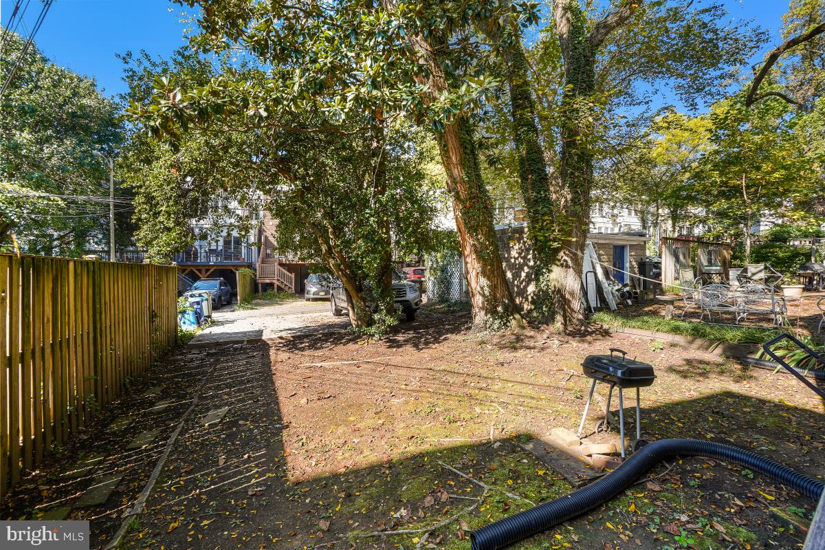 WOODLEY PARK - Residential Income