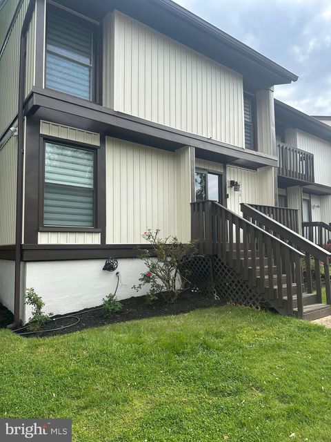 Photo of 4408 Elan Court, ANNANDALE, VA 22003 (MLS # VAFX2306194)