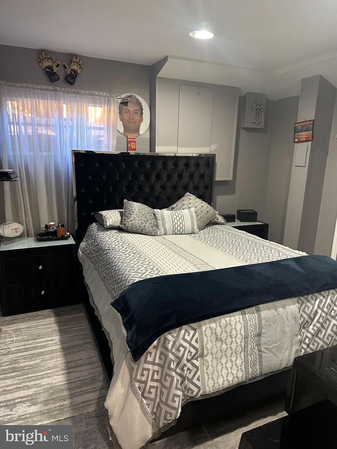 ELAN MEWS - Residential