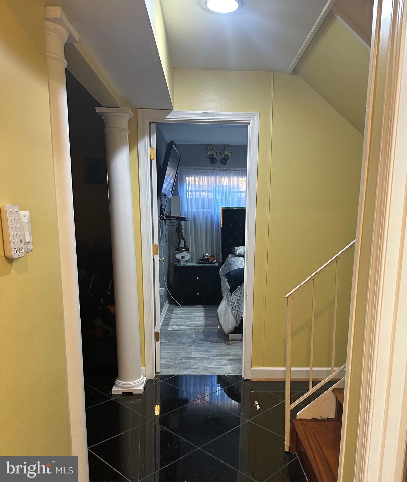 ELAN MEWS - Residential