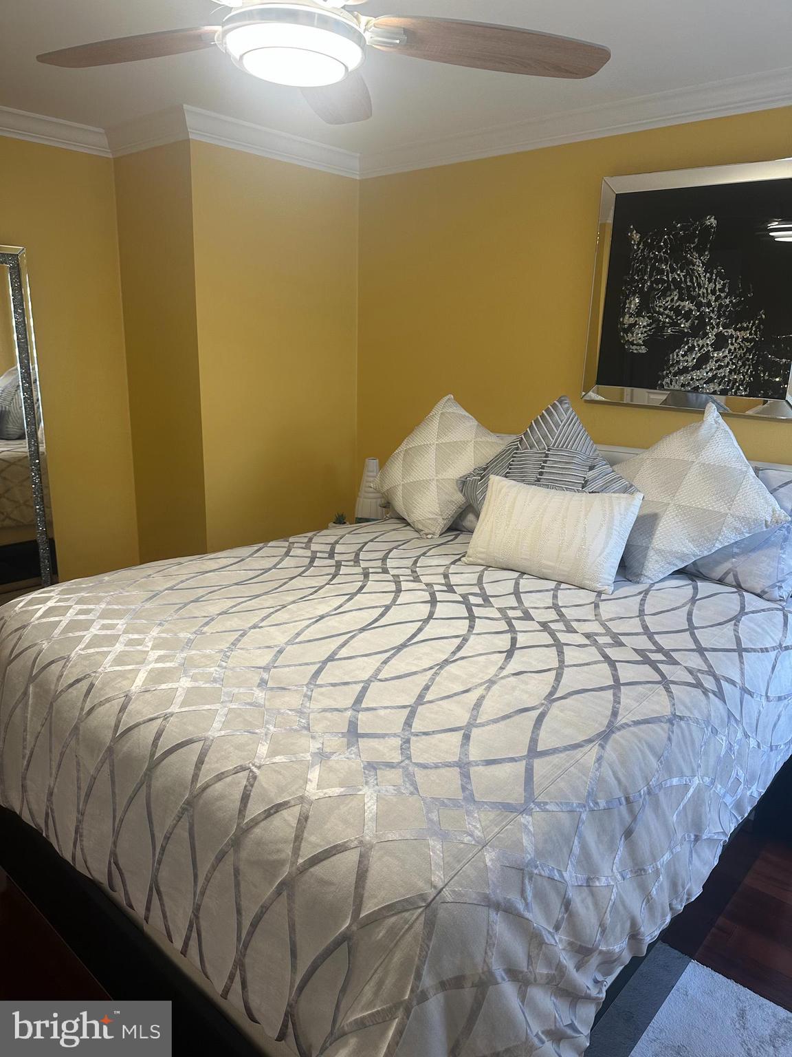 ELAN MEWS - Residential