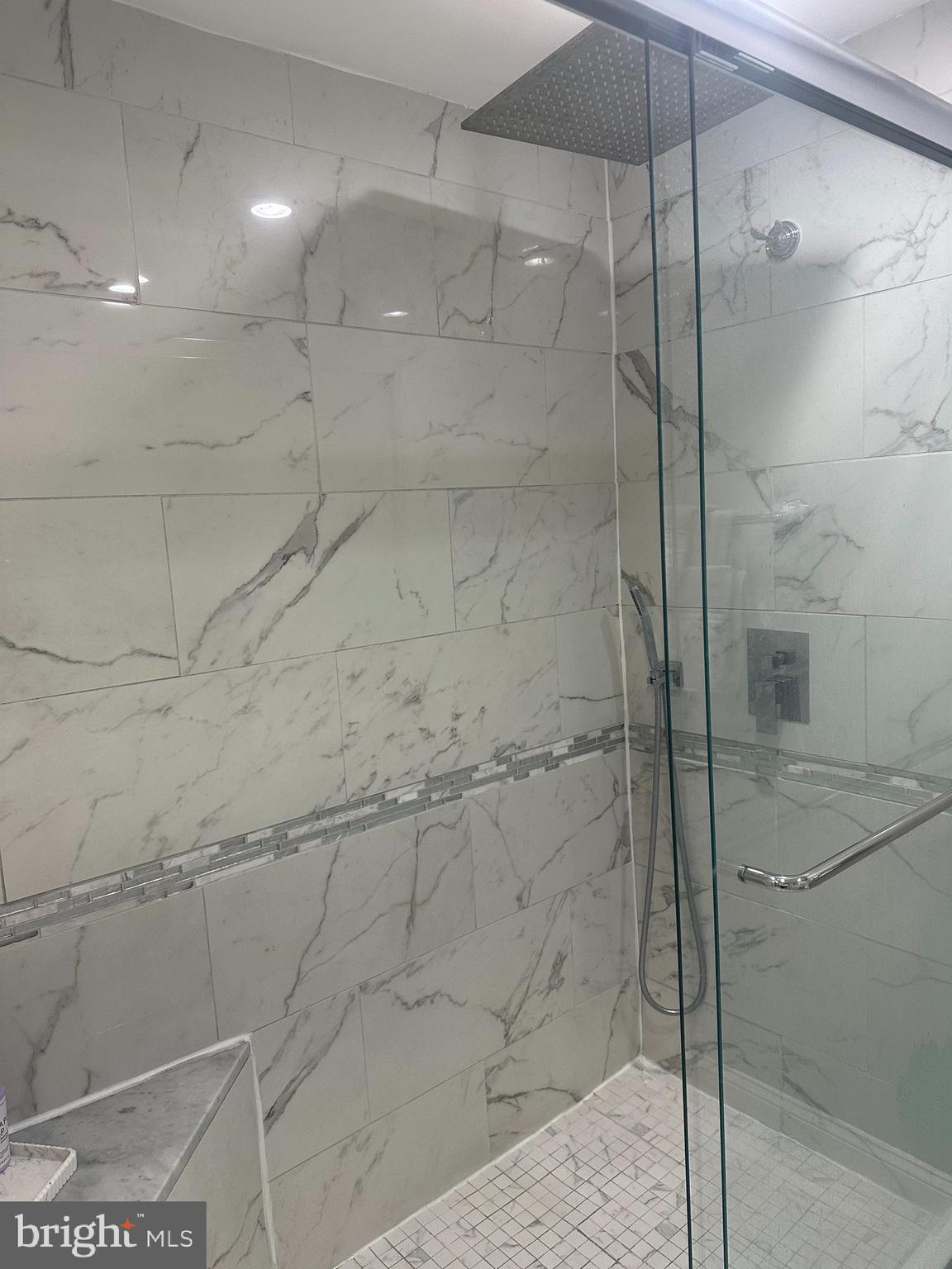 ELAN MEWS - Residential