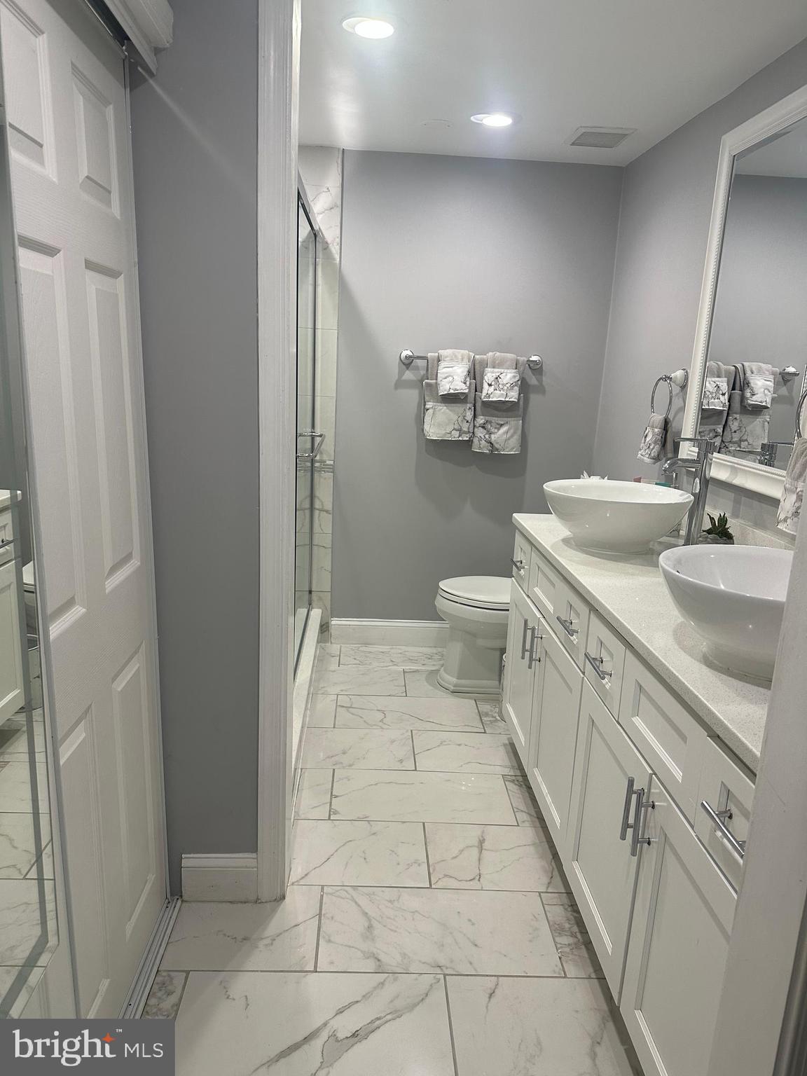 ELAN MEWS - Residential