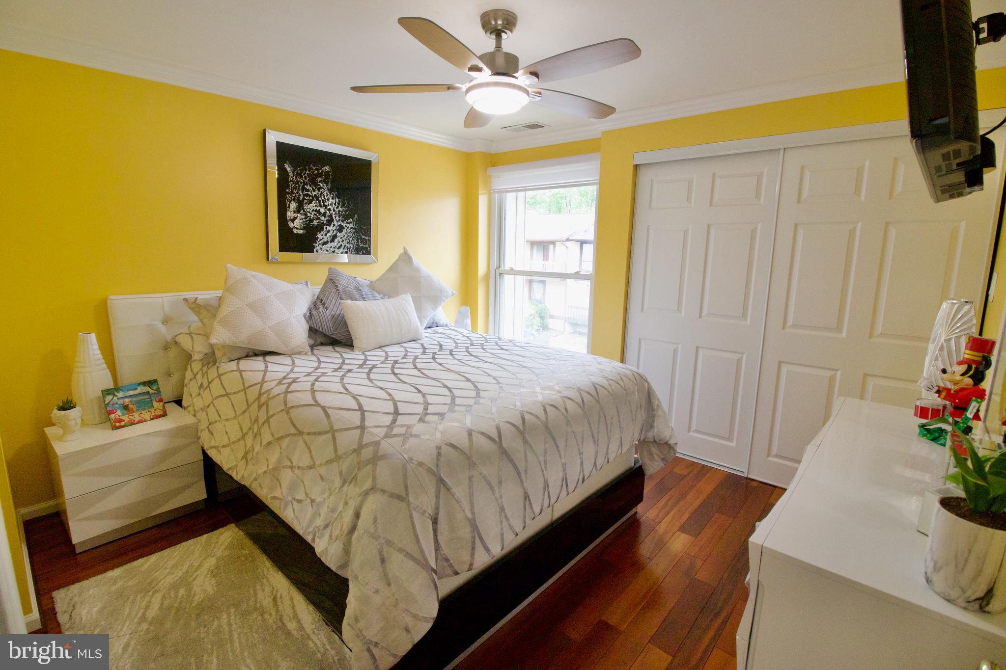 ELAN MEWS - Residential