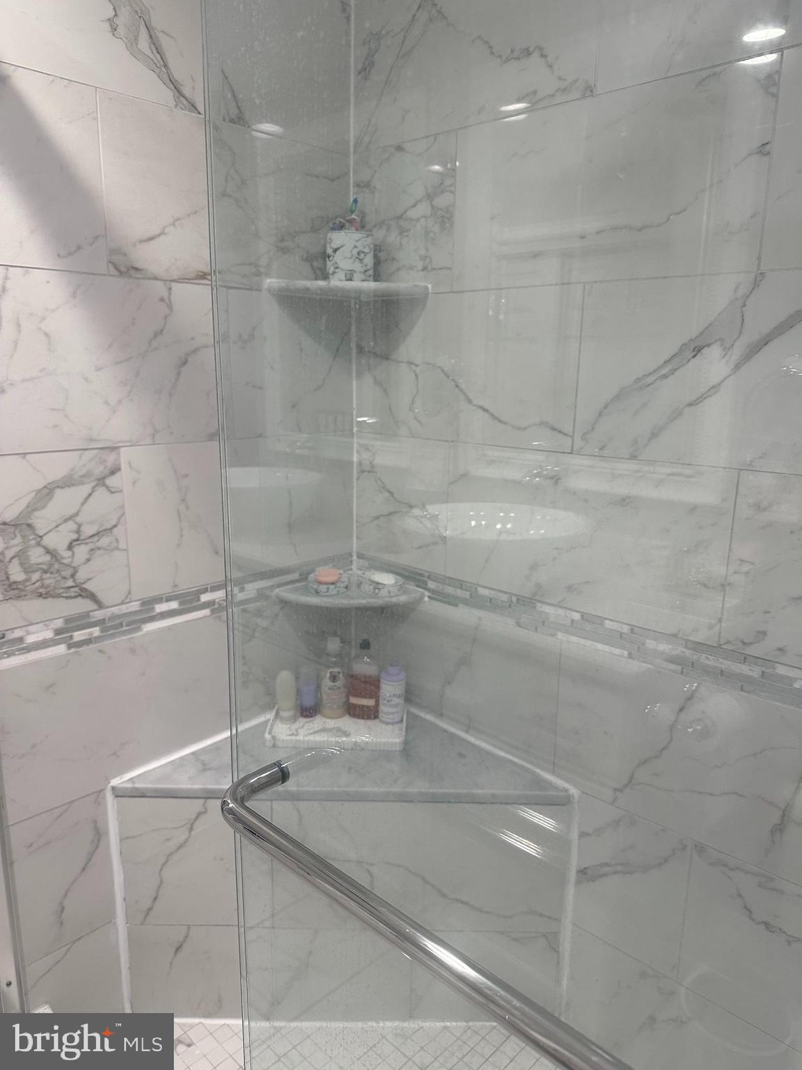 ELAN MEWS - Residential