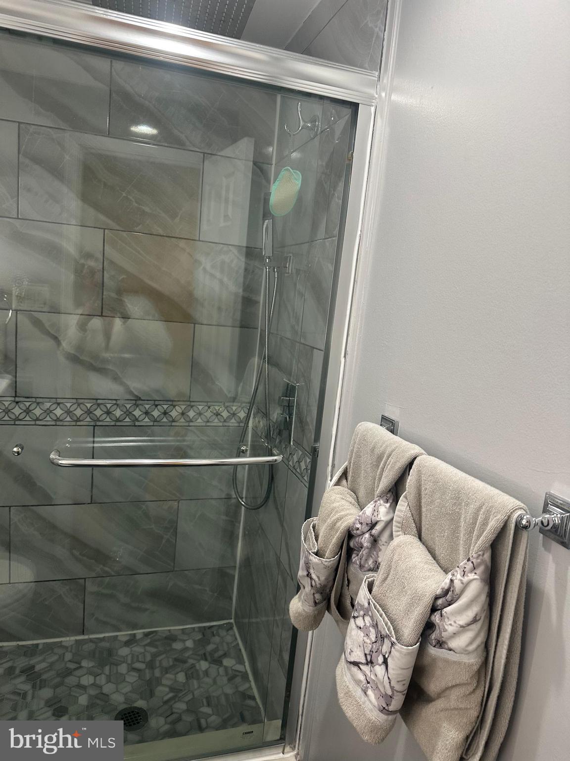 ELAN MEWS - Residential