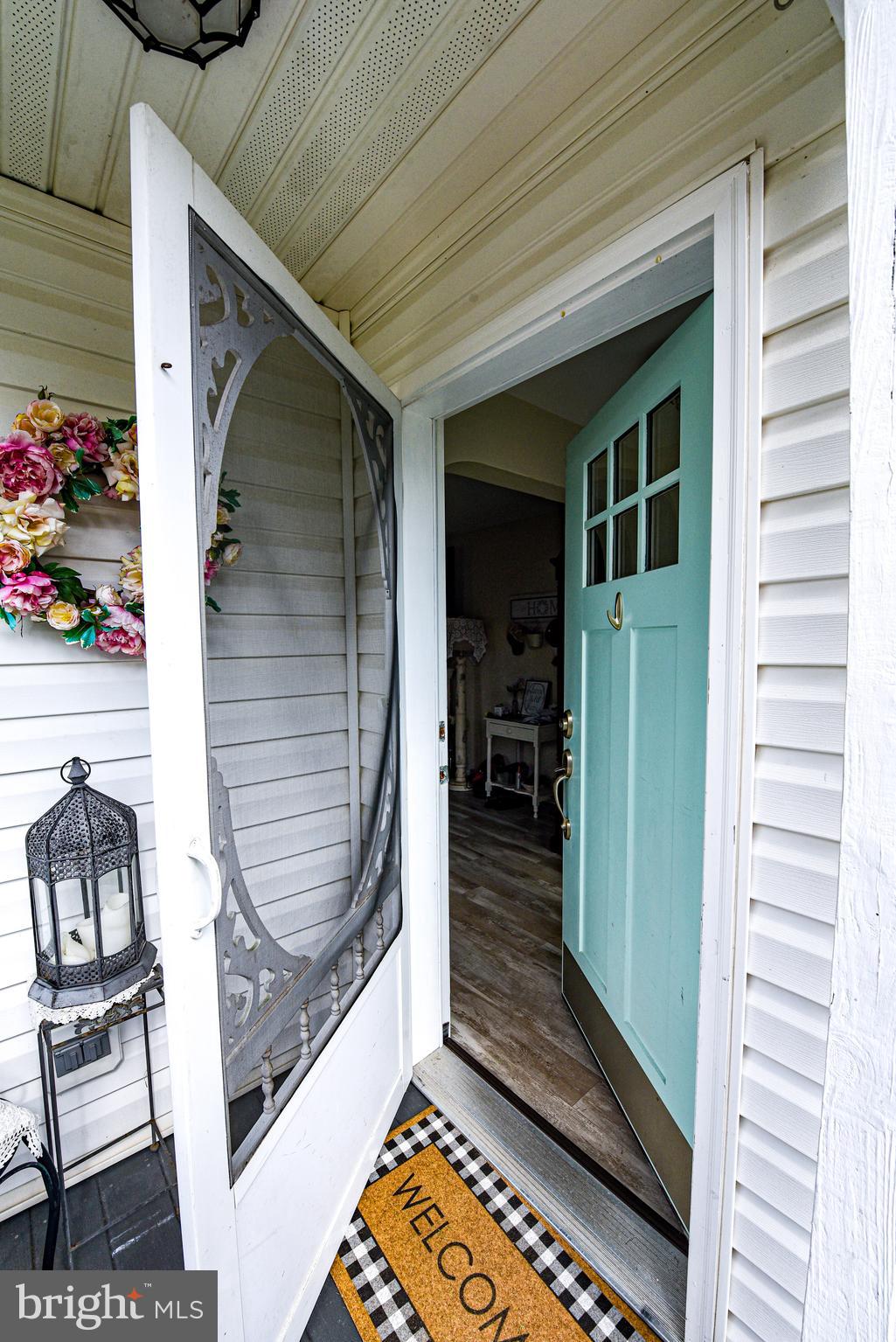 6 HILLSDALE COURT