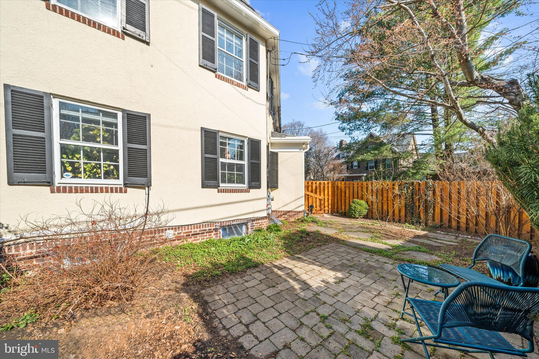 WAWASET PARK - Residential