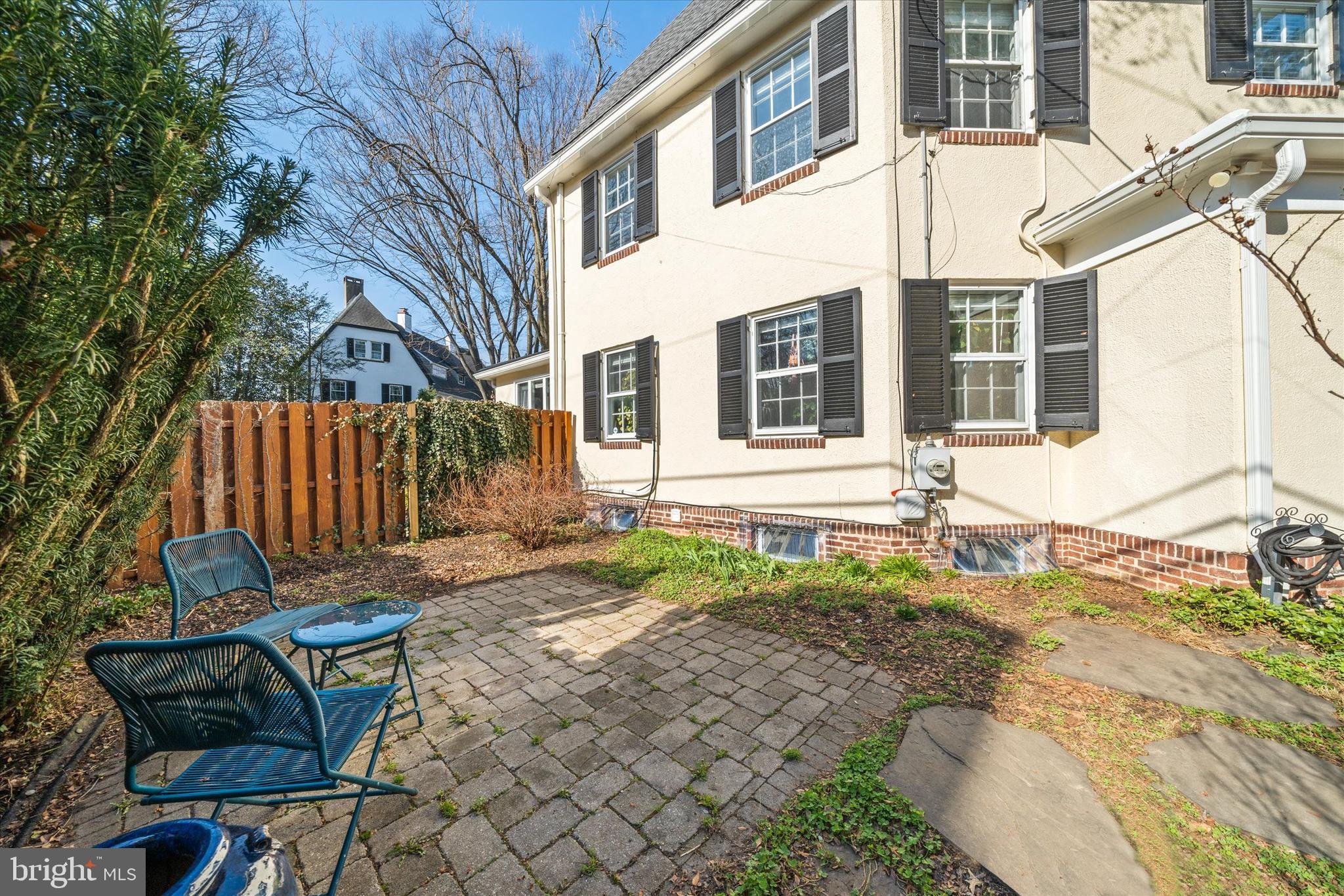 WAWASET PARK - Residential