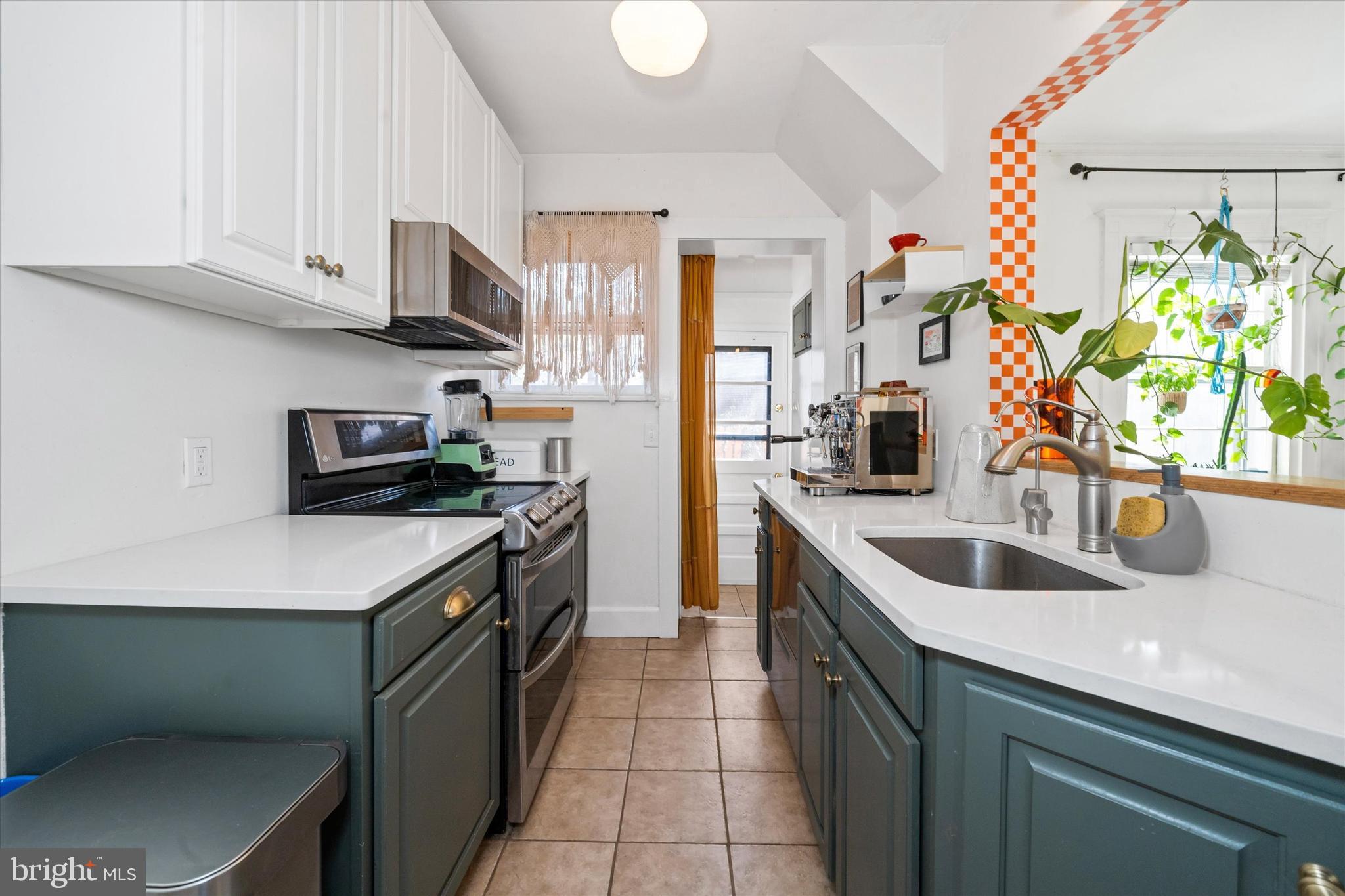 WAWASET PARK - Residential