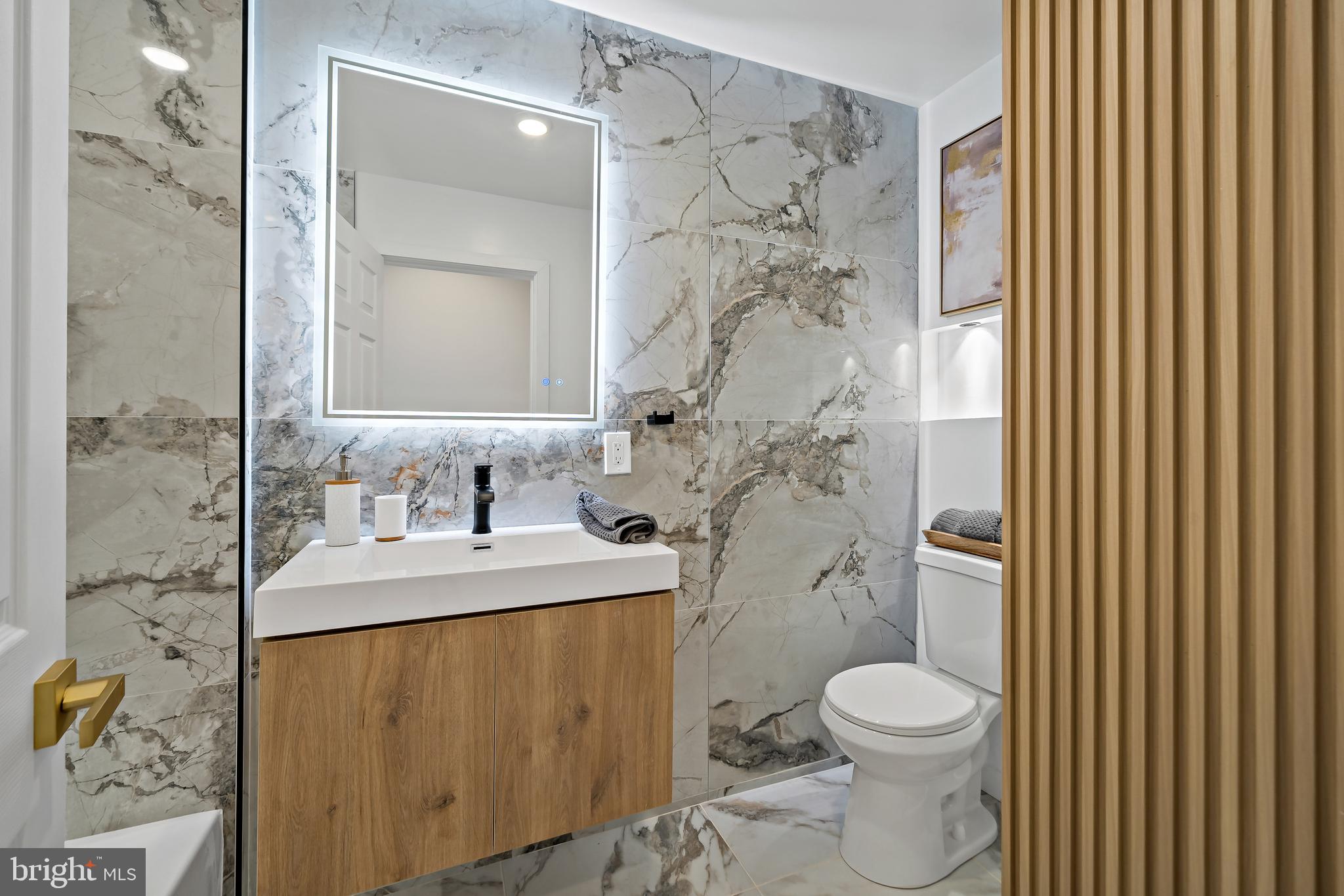 PORT RICHMOND - Residential