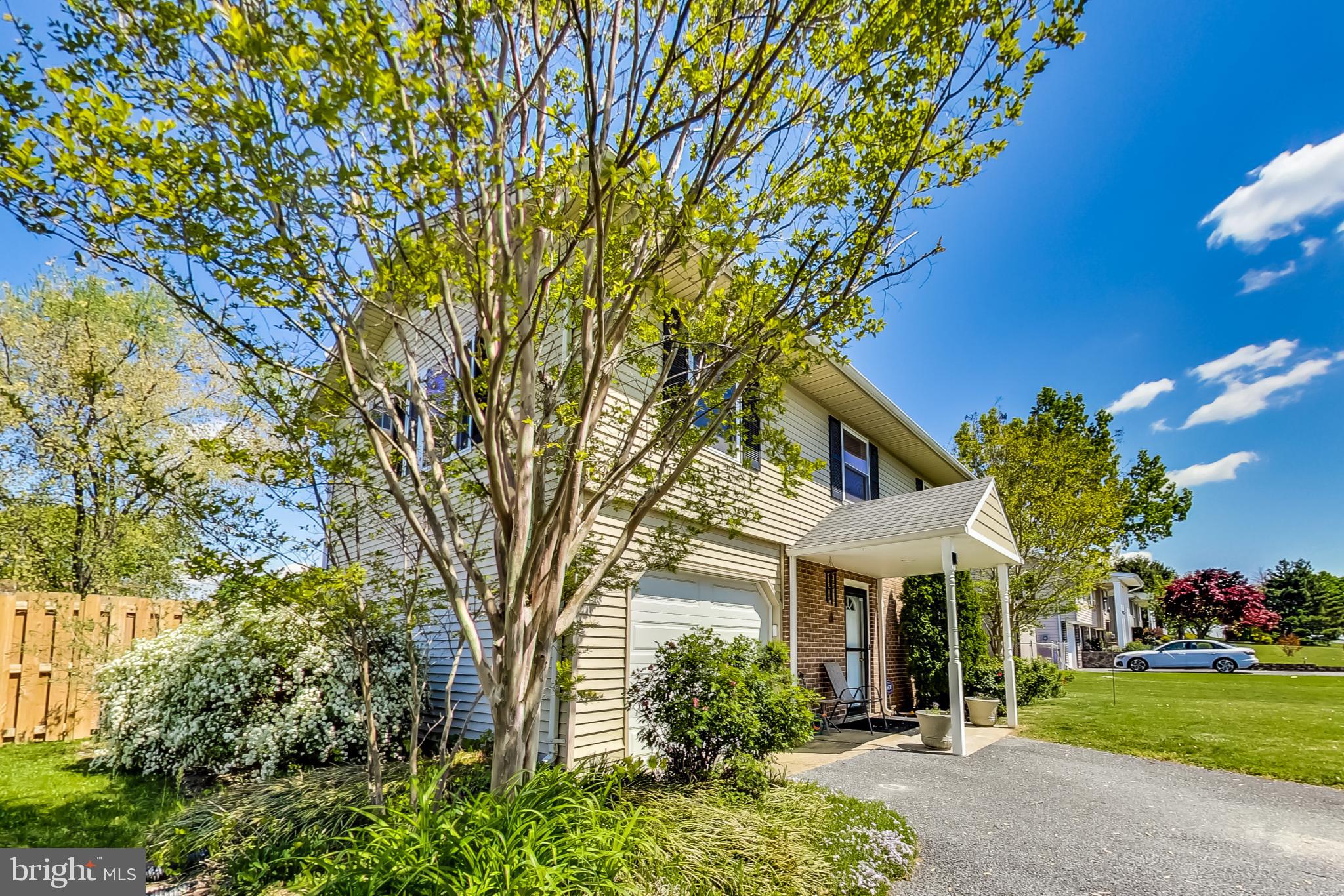 CRESTVIEW ESTATES - Residential