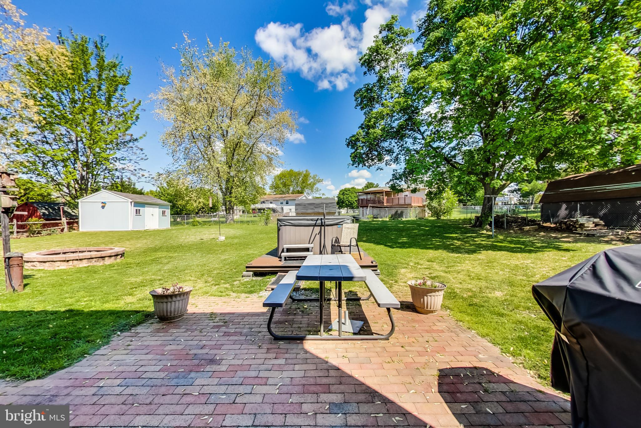 CRESTVIEW ESTATES - Residential