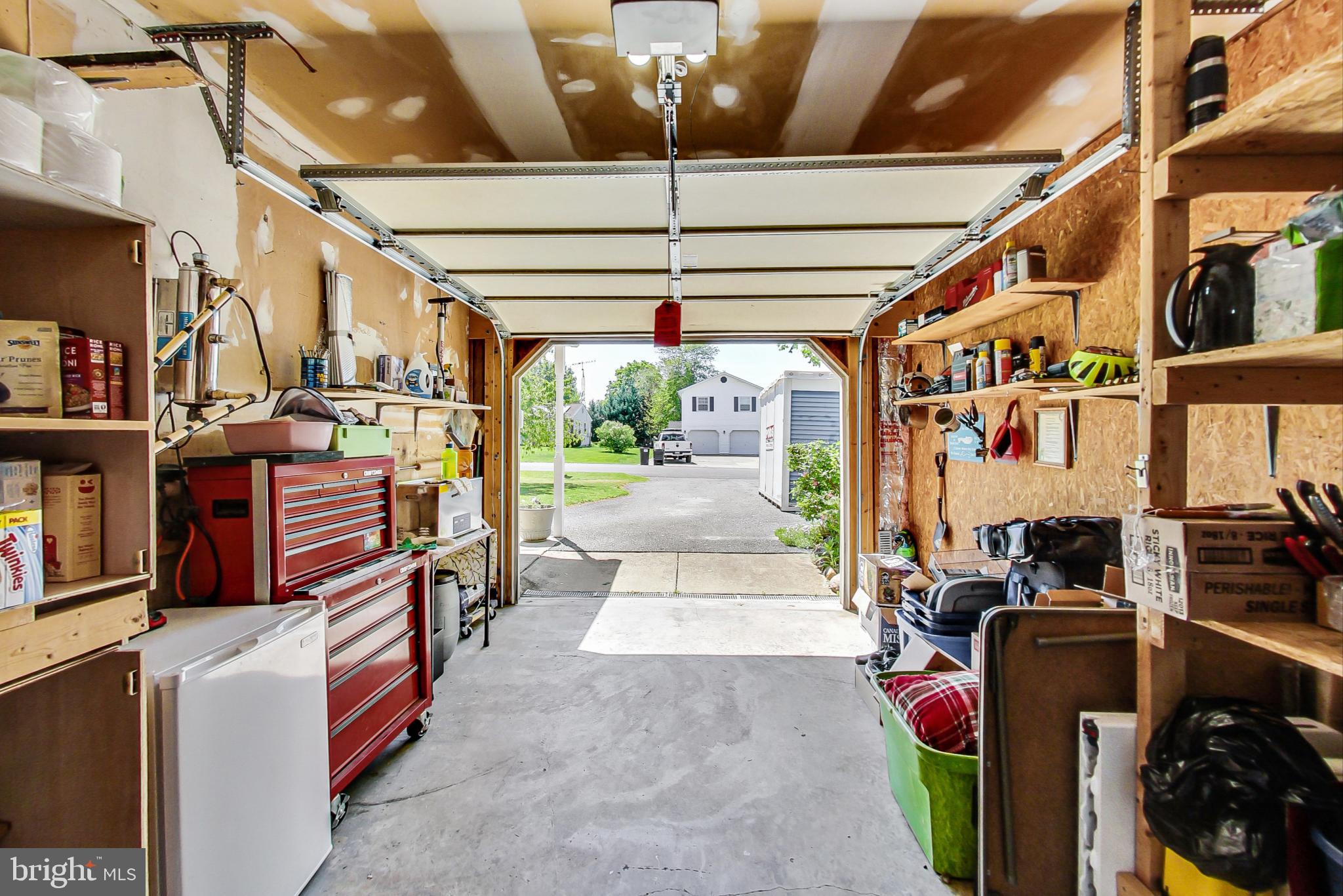 CRESTVIEW ESTATES - Residential